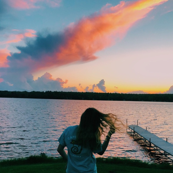 Meet your Posher, Avrie - Picture 1 of 5